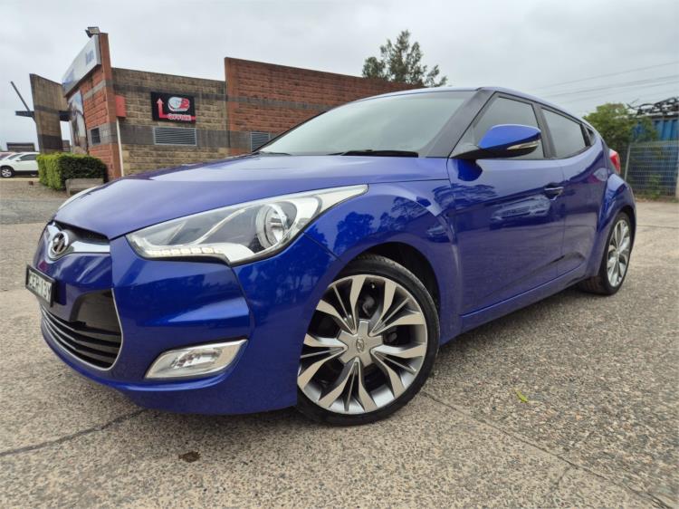 2011 Hyundai Veloster Hatchback FS